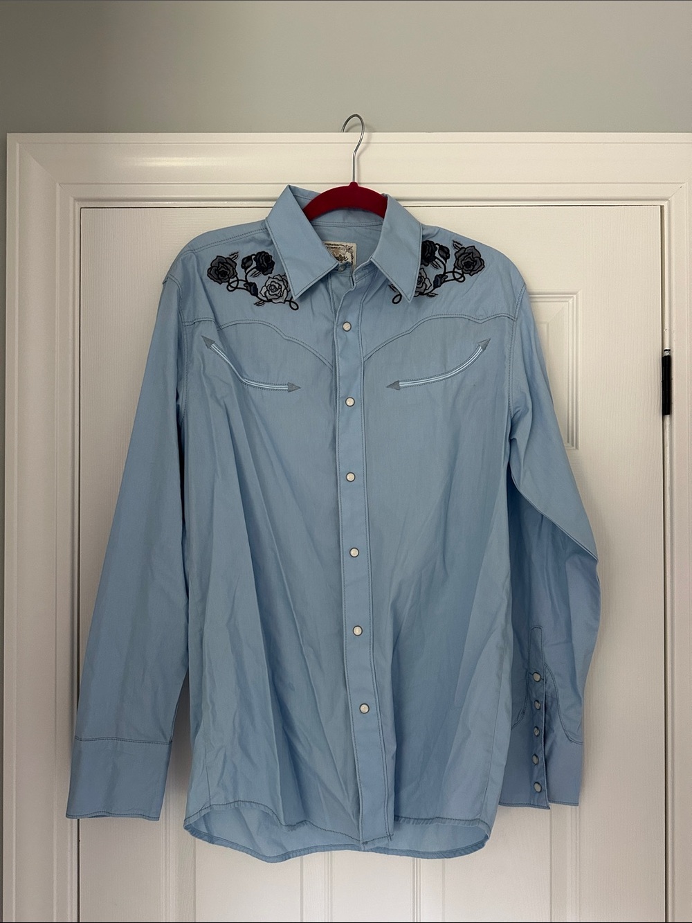 Wrangler Light Blue Western Button-Down Shirt with Black Rose Embroidery